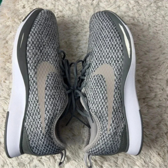 Nike Other - Nike Youth Dualtone Racer Running shoes size 5.5Y